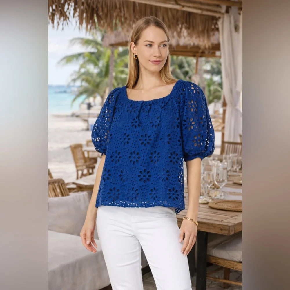 Lilly Pulitzer Kerrigan Eyelet Top‎ Sz M Blue Elbow Sleeve Puff  Cotton Blouse